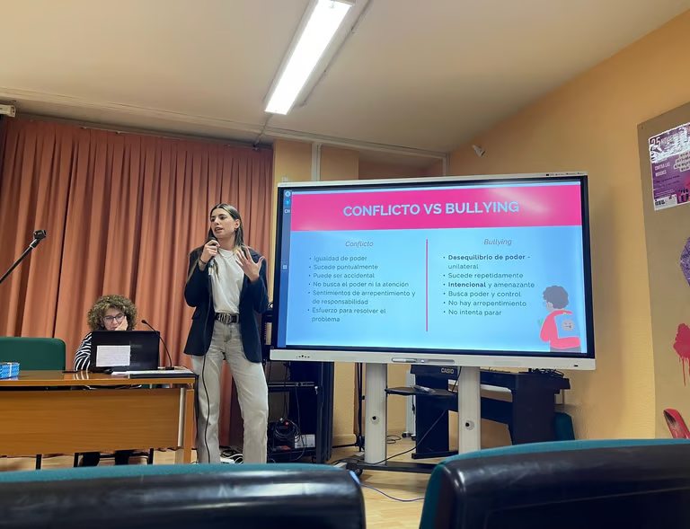Charla sobre prevención del acoso escolar